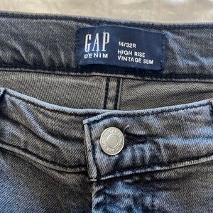 Gap gray denim 14/32R high RiseVintage slim jeans ~ never worn (lost weight)